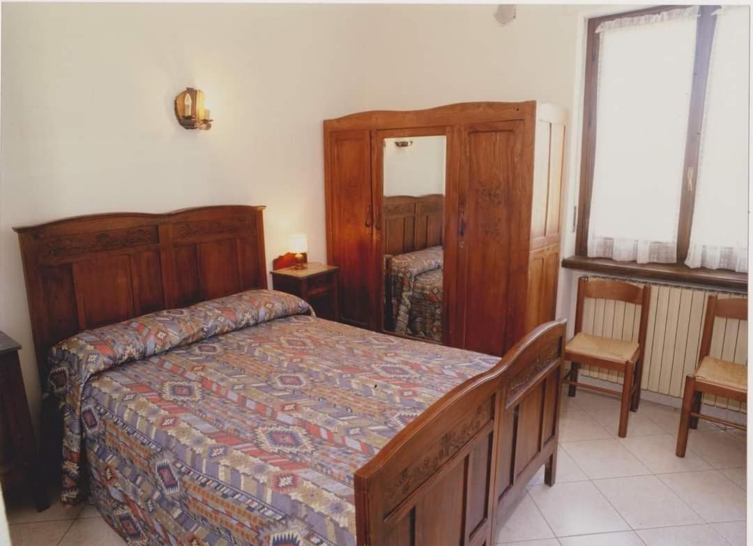 הוילה Serravalle delle Langhe Az. Agr. Cascina Castellera מראה חיצוני תמונה